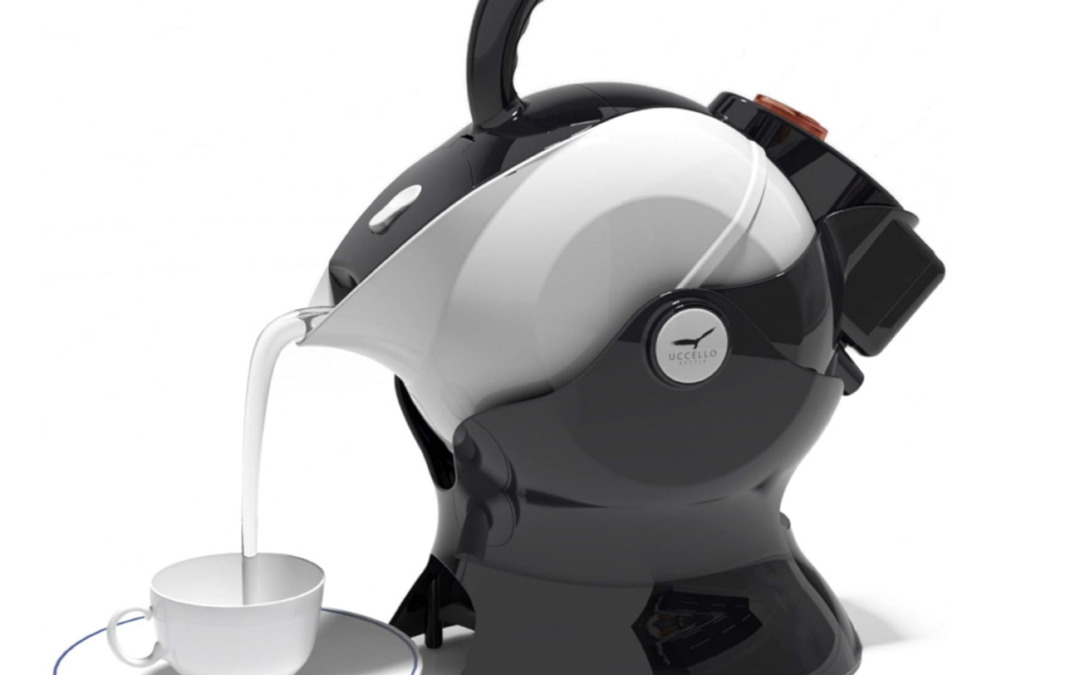 Uccello Tipping Kettle